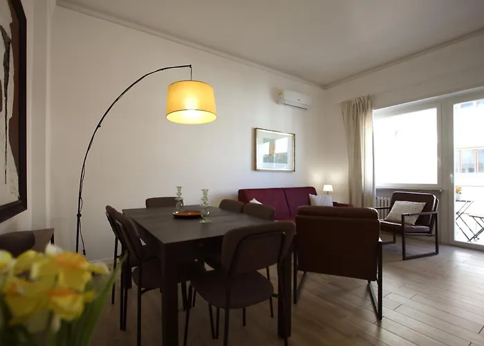 Vigna Clara 2Br Holiday House