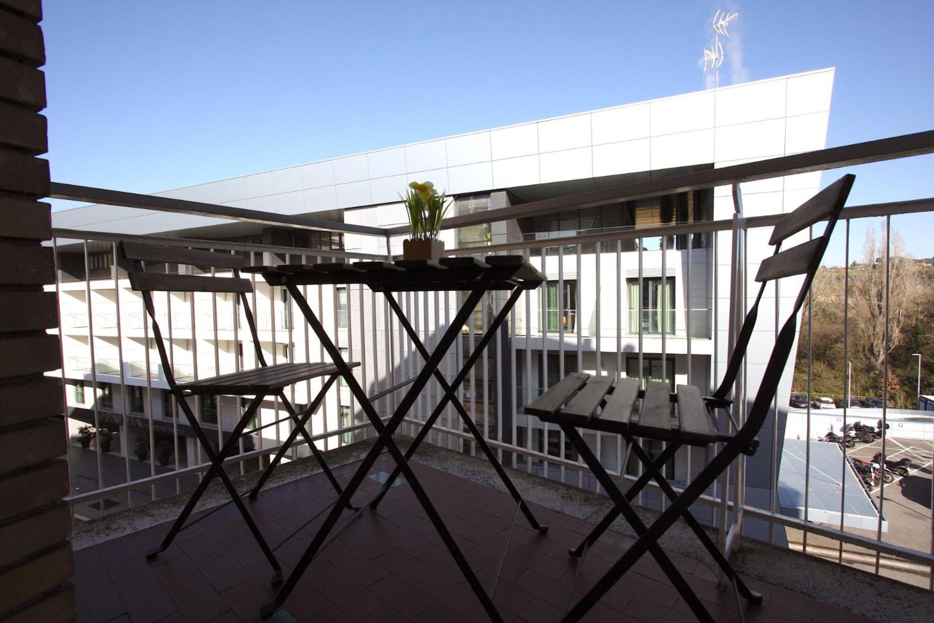 Vigna Clara 2br House Apartment *